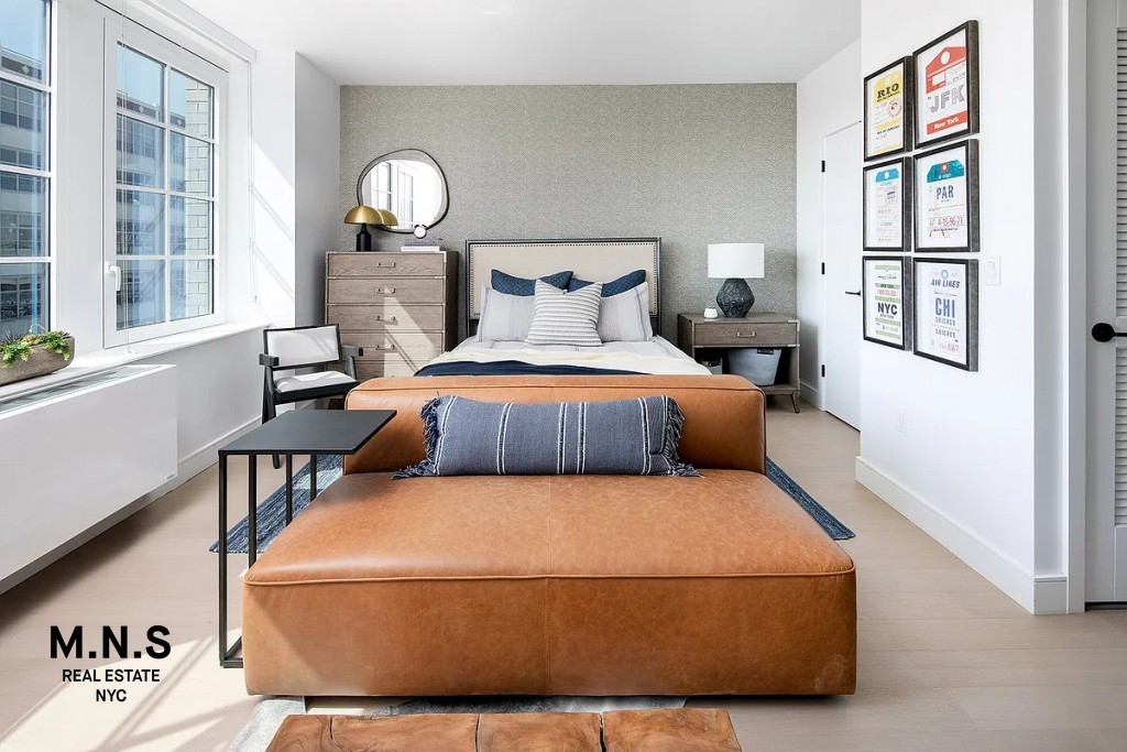 Listing photo 1 of 24