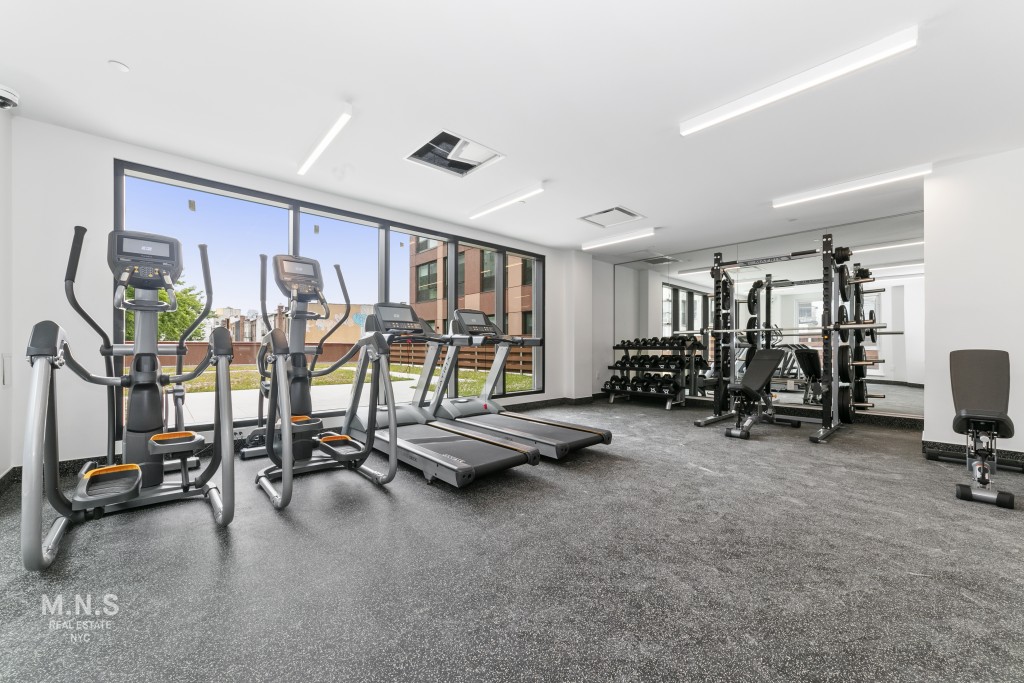 Listing photo 1 of 20