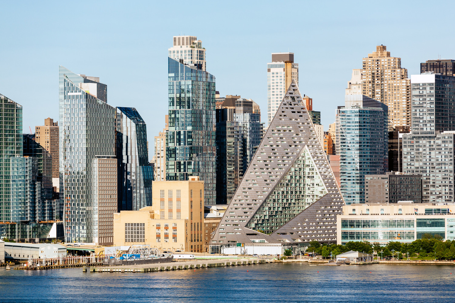 Listing photo 1 of 49