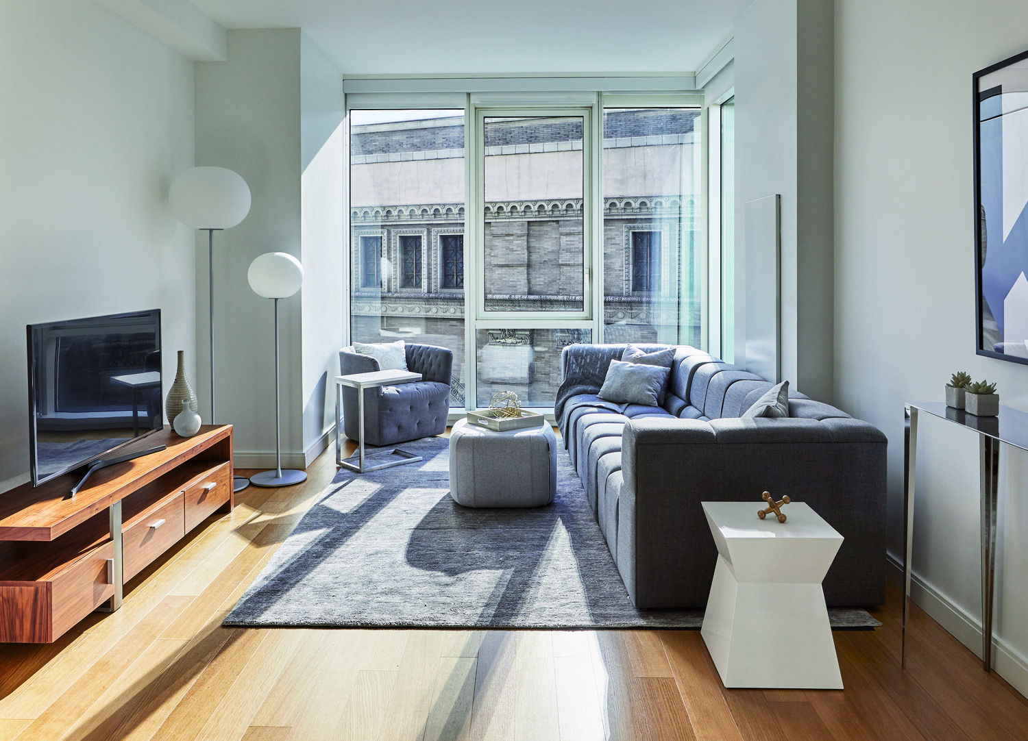 Listing photo 1 of 27