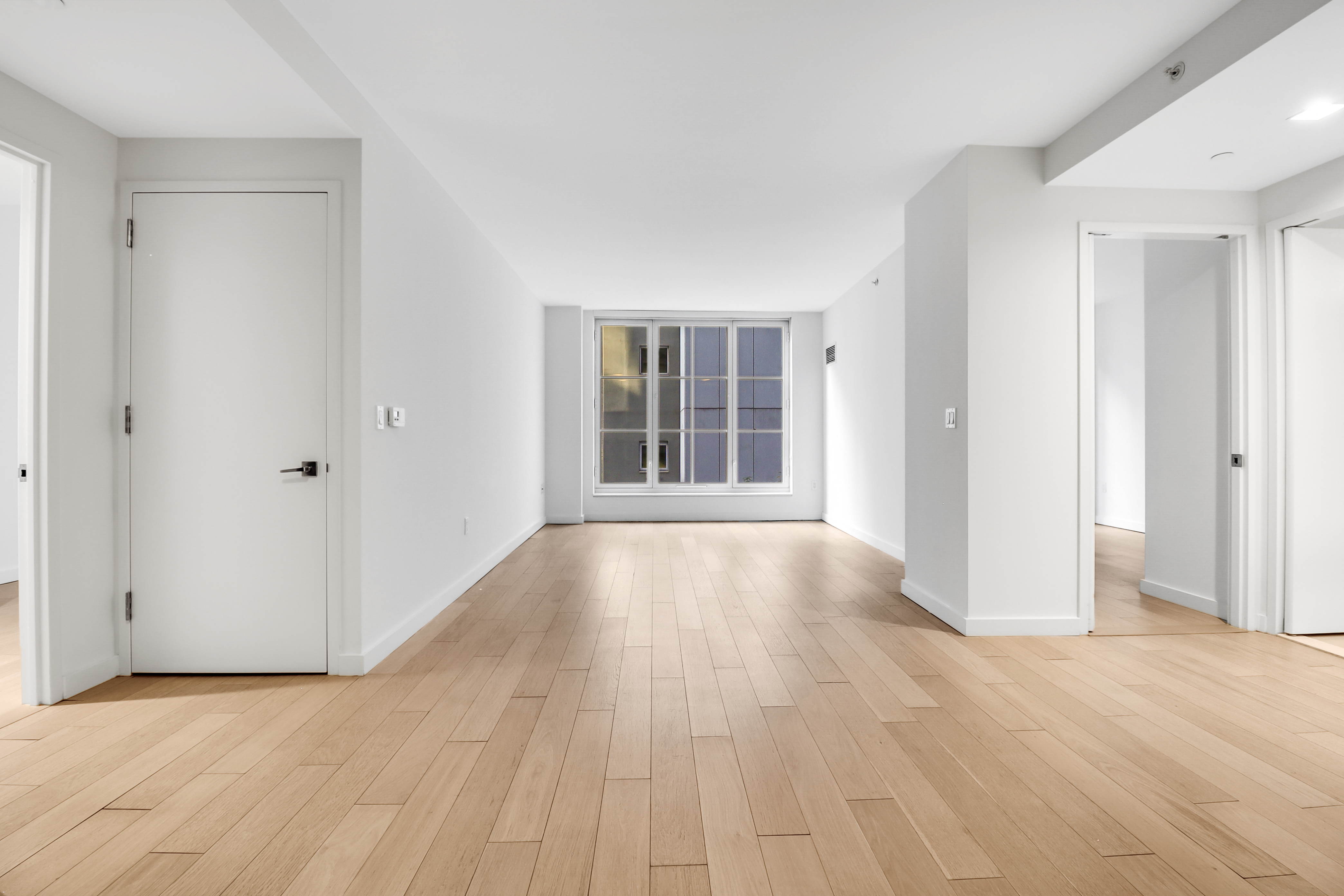 Listing photo 1 of 29