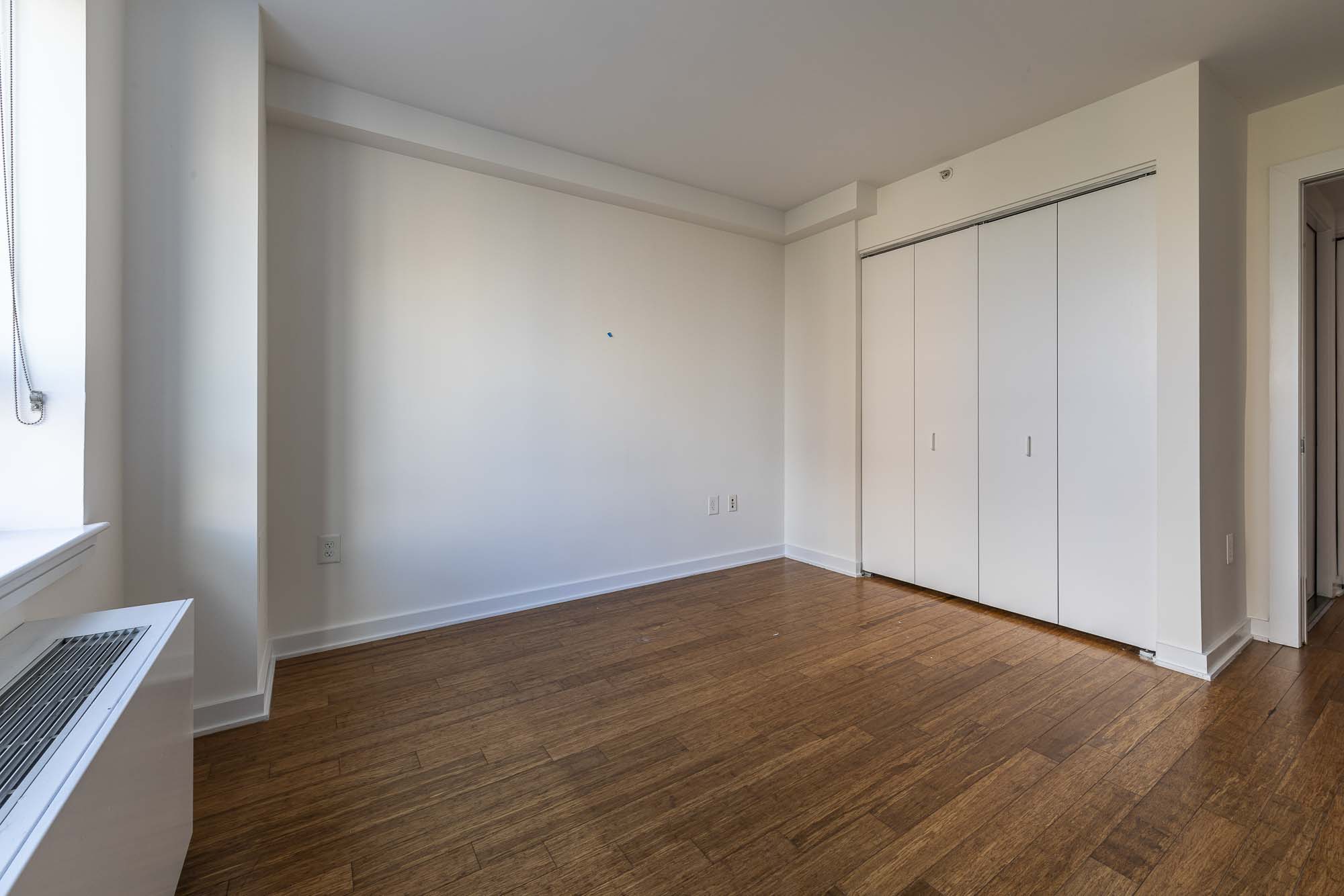 Listing photo 1 of 12