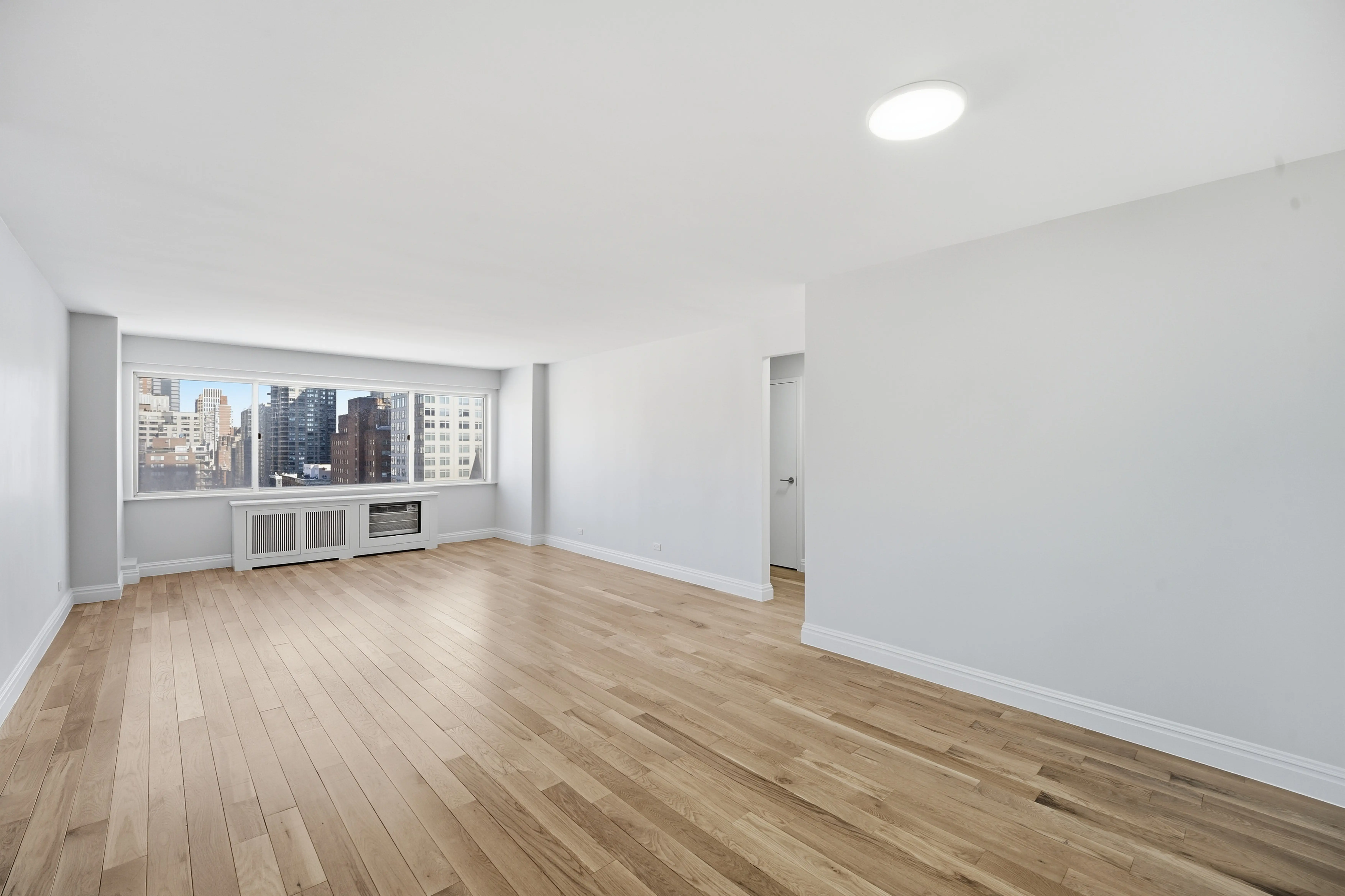 Listing photo 1 of 14