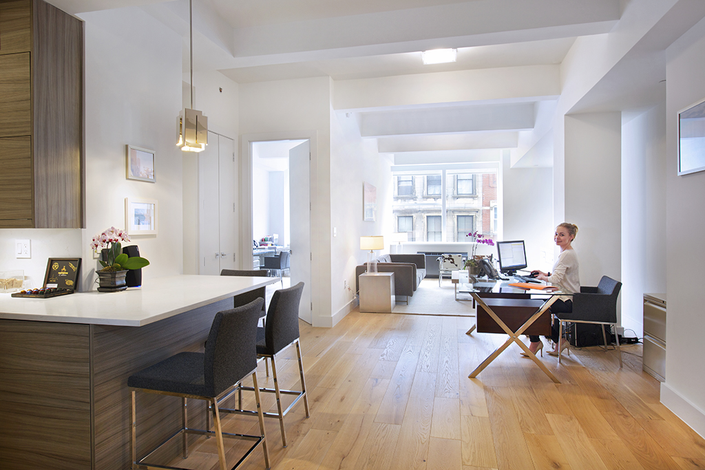 Listing photo 1 of 6