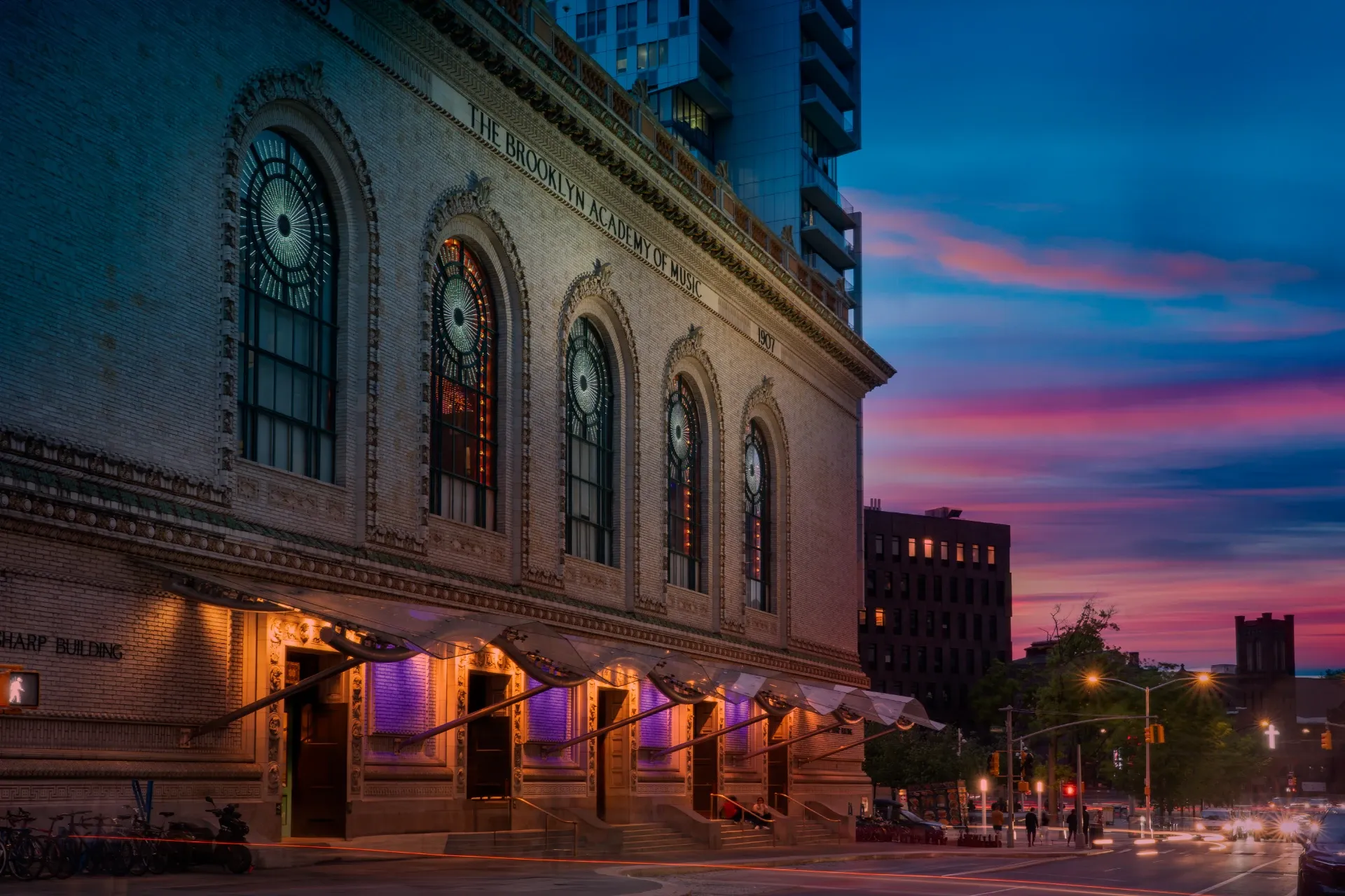 Listing photo 1 of 19