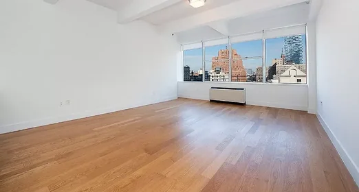 Listing photo 1 of 8