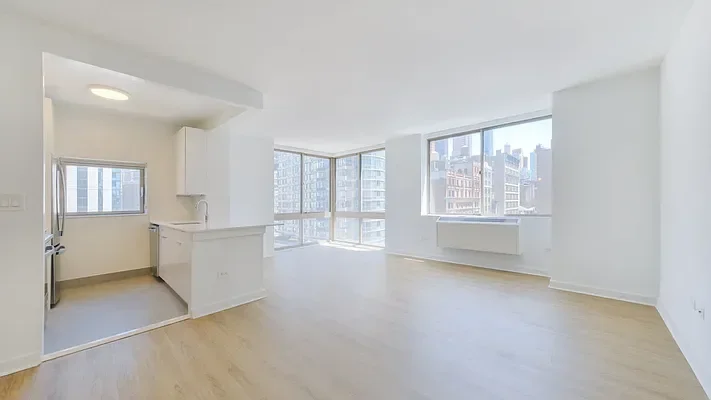 Listing photo 1 of 6