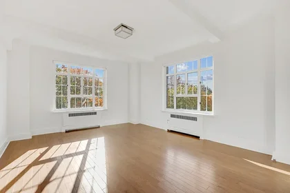 Listing photo 1 of 6