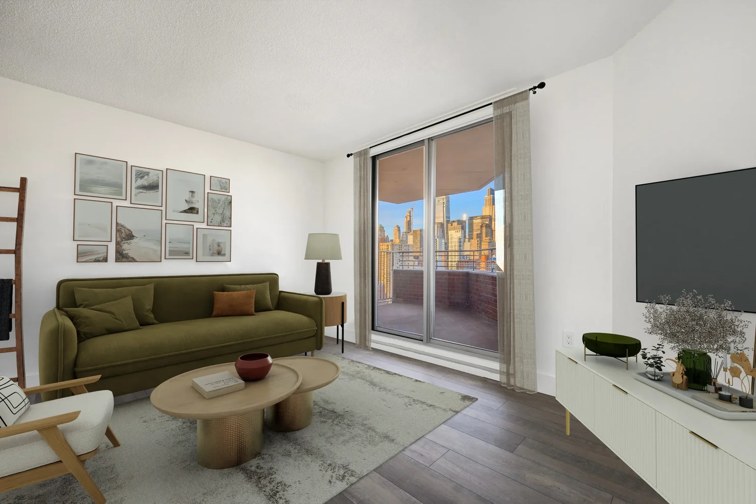 Listing photo 1 of 9