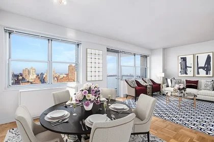 Listing photo 1 of 5