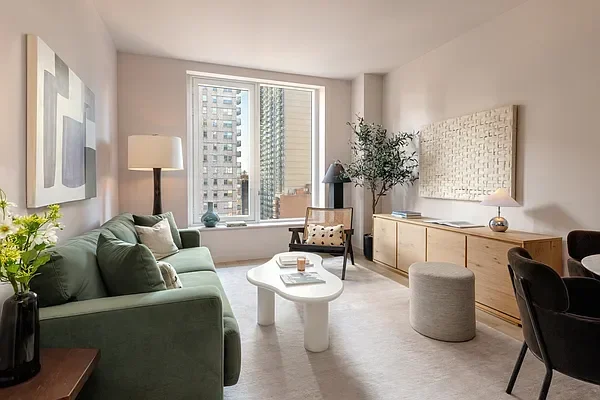 Listing photo 1 of 13