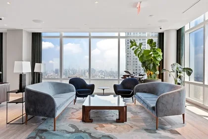 Listing photo 1 of 4