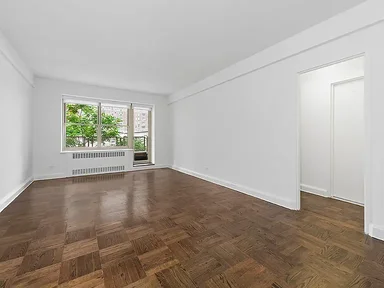 Listing photo 1 of 22