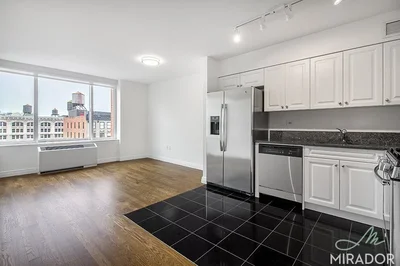 Listing photo 1 of 14