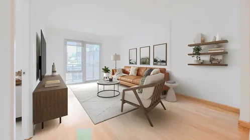 Listing photo 1 of 9