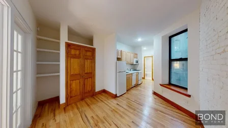 Listing photo 1 of 16