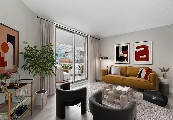 Listing photo 1 of 8