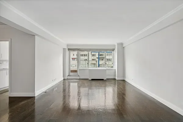 Listing photo 1 of 15