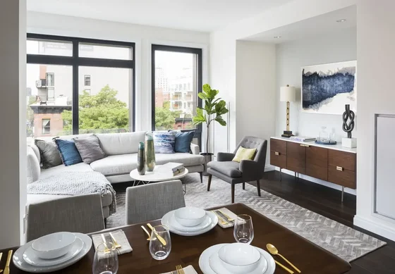 Listing photo 1 of 6