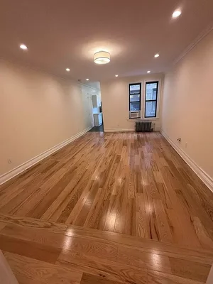 Listing photo 1 of 6