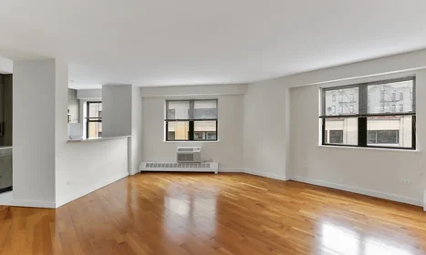 Listing photo 1 of 11