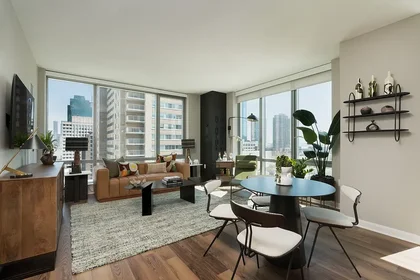 Listing photo 1 of 6