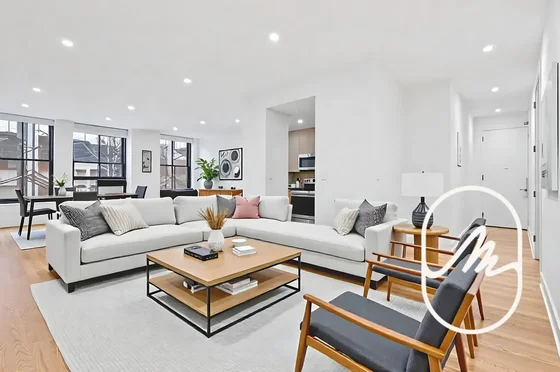 Listing photo 1 of 14