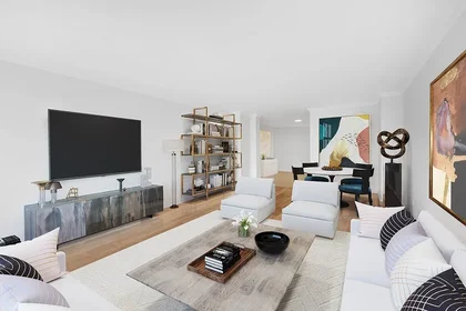 Listing photo 1 of 6