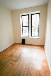 Listing photo 1 of 3