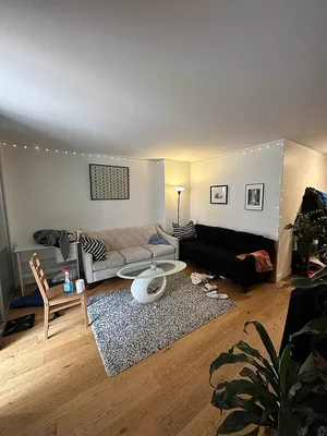 Listing photo 1 of 5