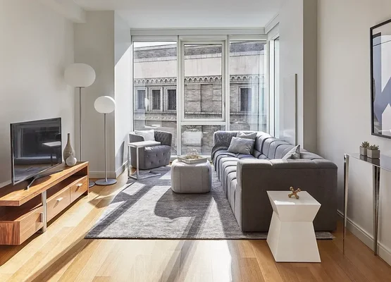 Listing photo 1 of 13