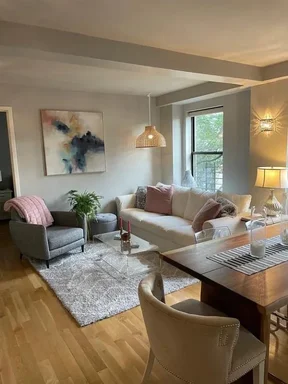 Listing photo 1 of 16