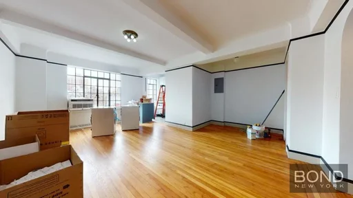 Listing photo 1 of 5