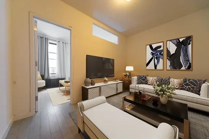 Listing photo 1 of 4