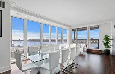 Listing photo 1 of 7