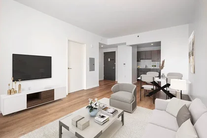 Listing photo 1 of 6