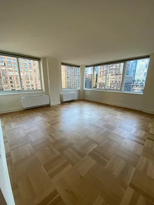 Listing photo 1 of 7