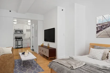 Listing photo 1 of 5