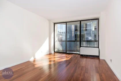 Listing photo 1 of 13