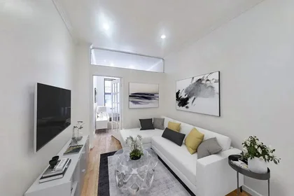 Listing photo 1 of 6