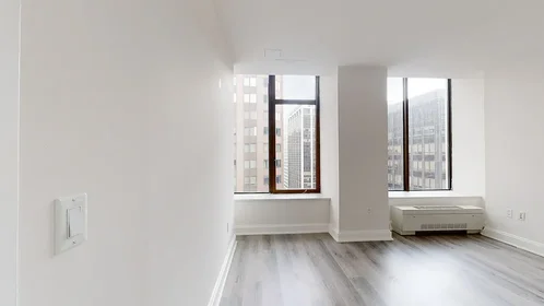 Listing photo 1 of 7