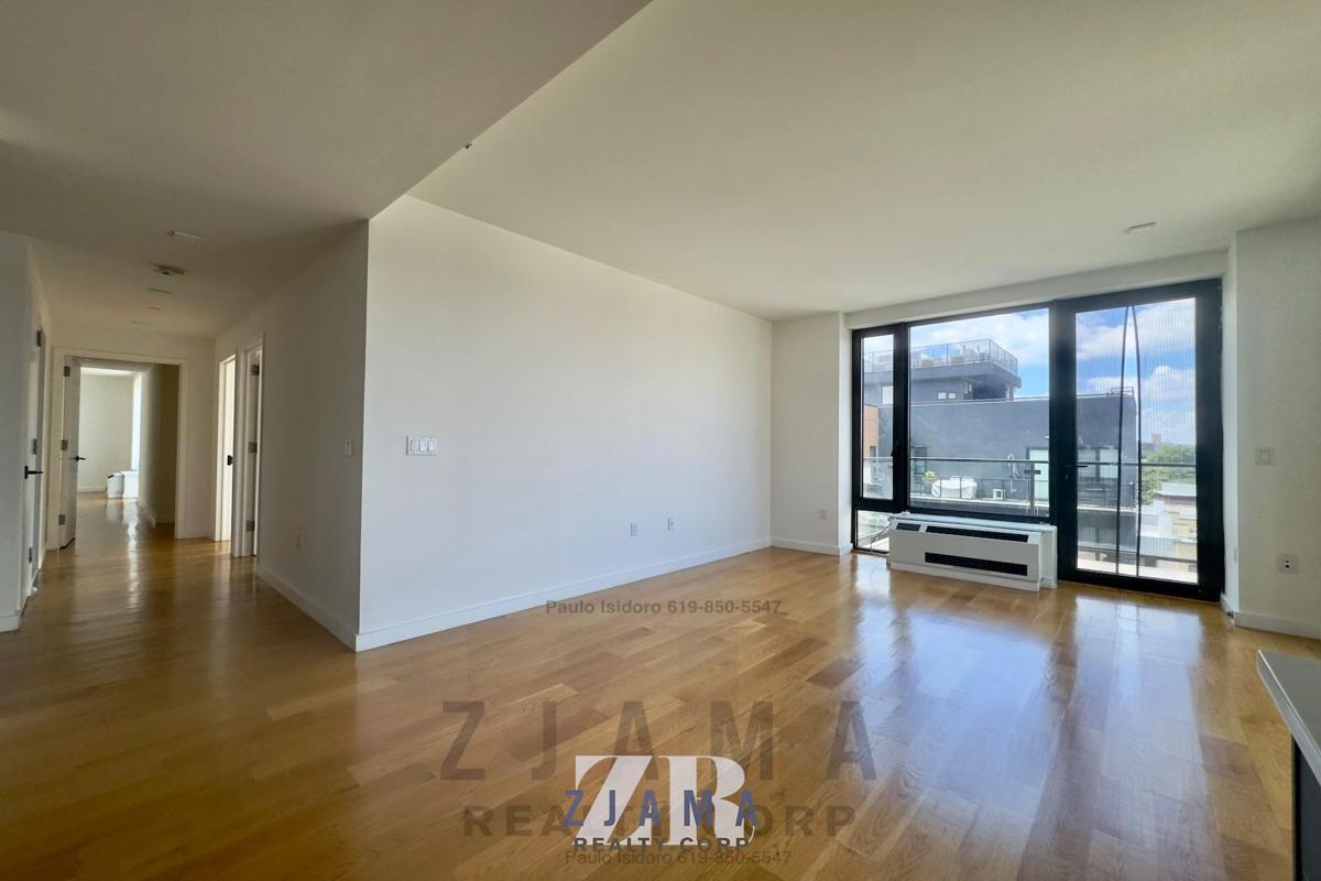 Listing photo 1 of 16