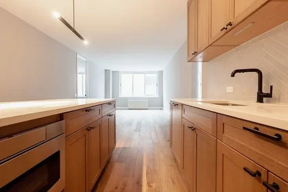 Listing photo 1 of 15