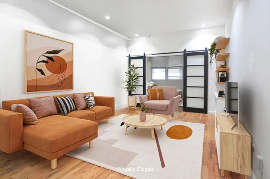 Listing photo 1 of 12