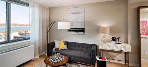 Listing photo 1 of 4