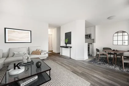 Listing photo 1 of 6