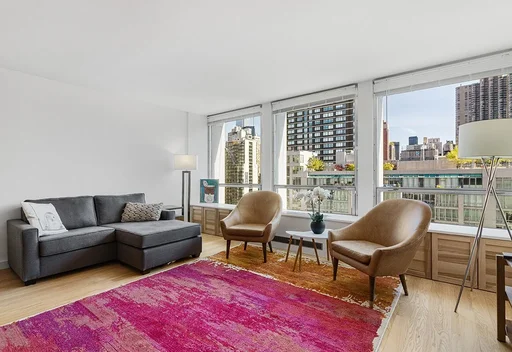 Listing photo 1 of 21