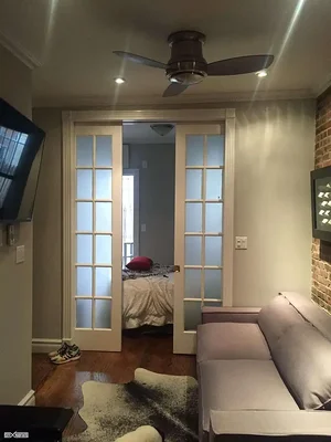 Listing photo 1 of 9