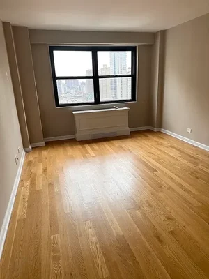 Listing photo 1 of 6