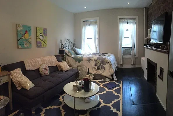 Listing photo 1 of 23